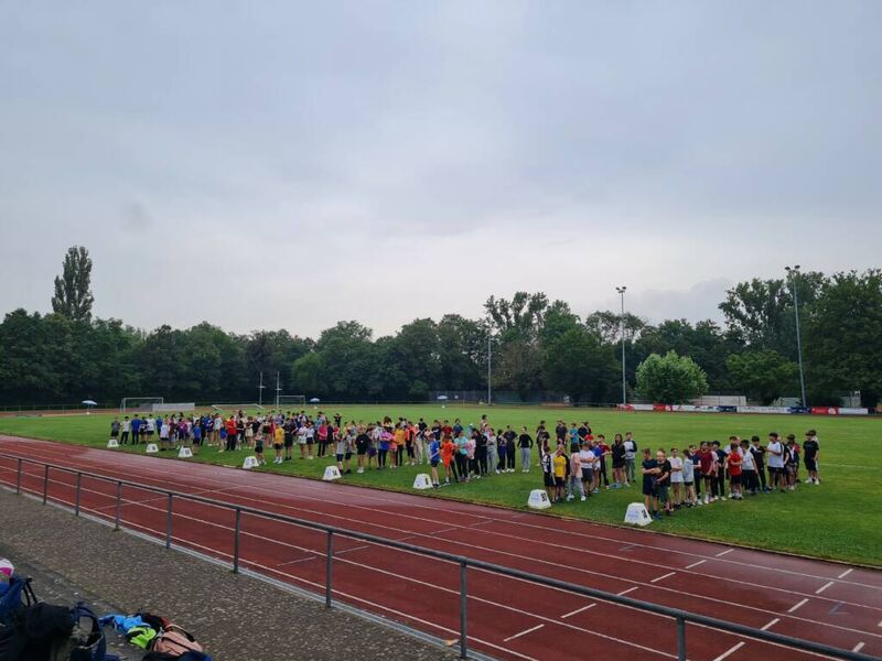 Feuershow auf dem Schulhof